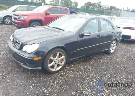 2007 Mercedes-Benz C 230 Sport z USA, uszkodzony, nr VIN WDBRF52H77F927301